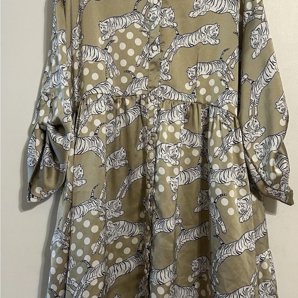Umgee Beige Tiger Novelty Print Fit and Flare Knee Length Women’s Small